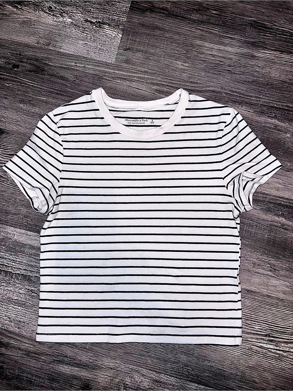 Abercrombie & Fitch Soft A&F Essentials Striped Crew Neck Tee